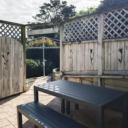 Oneroa Tui Garden, Waiheke Villa Exterior photo