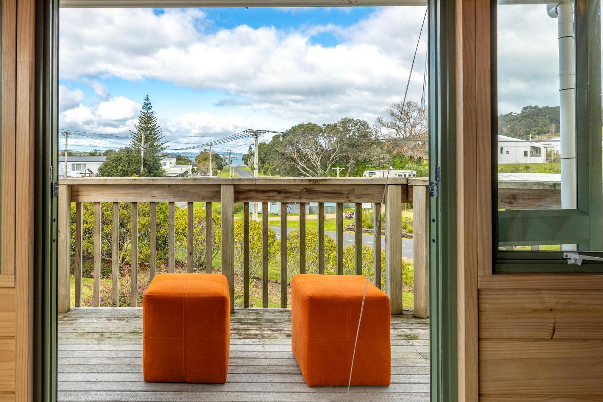 Tui Garden, Waiheke Holiday home Oneroa