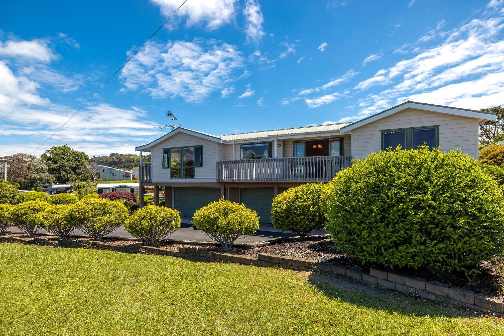 Holiday home Tui Garden, Waiheke